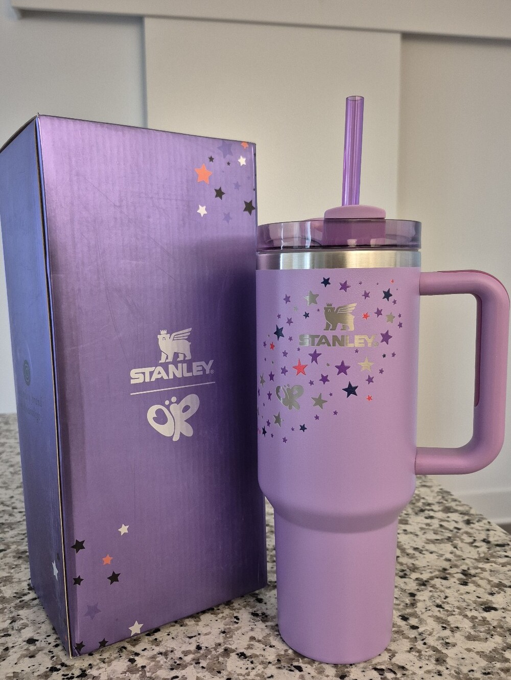 Stanley x Olivia Rodrigo Quencher H2.0 Flowstate Tumbler 40oz